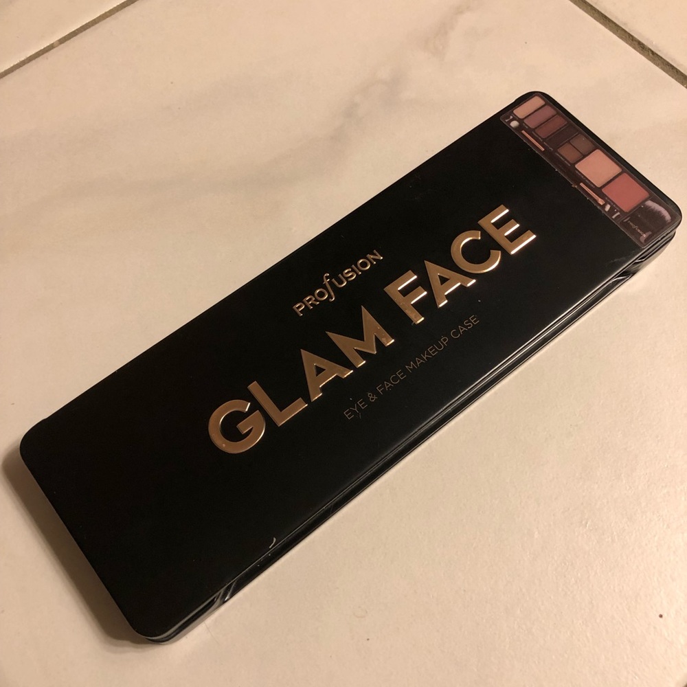 Profusion Cosmetics Eye & Face Makeup Case